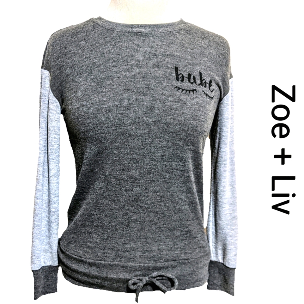 3/$15 ZOE + LIV baby sweatshirt (x-small)